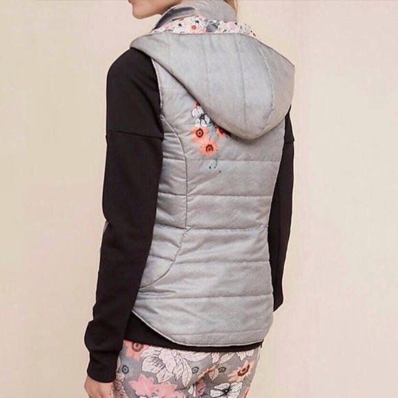 *SOLD*Anthropologie Pure + Good Perennial vest - Picture 4 of 8